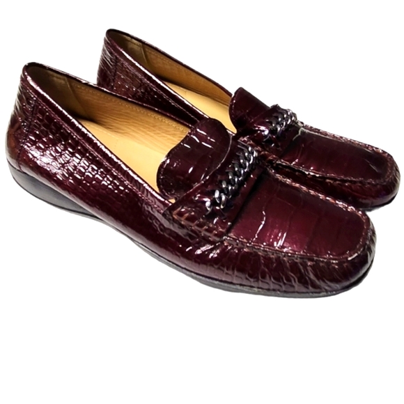 Geox Shoes Goex Burgundy Patent Leather Croc Embossed Womens